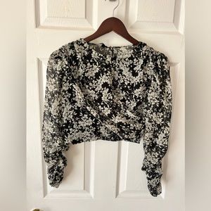 Zara Floral Print Long Sleeves Crop Top